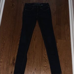 American Eagle Dark Wash Jeans (LIGHTLY WORN)